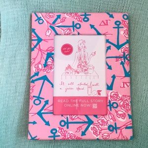Lilly Pulitzer Delta Gamma Picture Frame - NEW!